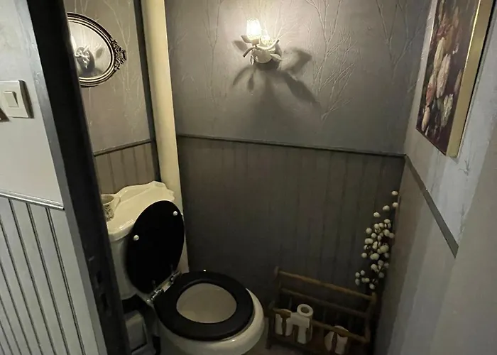 The Annex Pensionat Saint-Maur-des-Bois